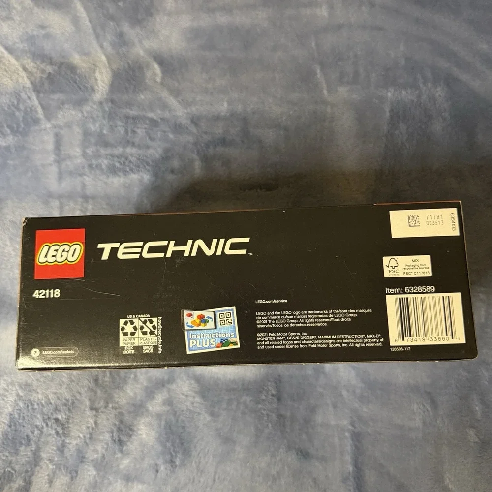 LEGO TECHNIC: Monster Jam Grave Digger (42118)‎